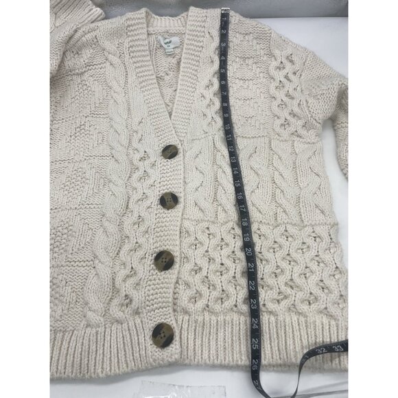 Aerie White Chunky Cardigan Sweater Women’s Sz M Oversized Fisherman Casual - Picture 8 of 8